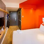 Ibis Budget Beauvais Aeroport