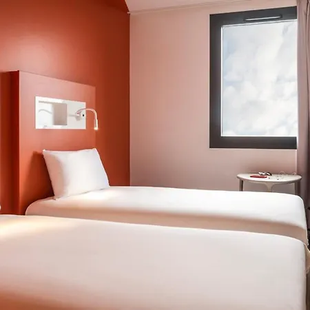 Ibis Budget Beauvais Aeroport Hotel Tille