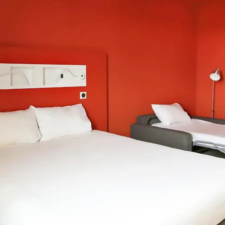 Ibis Budget Beauvais Aeroport 2* Tillé