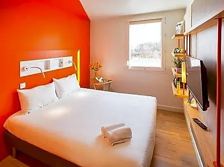 Ibis Budget Beauvais Aeroport Hotel