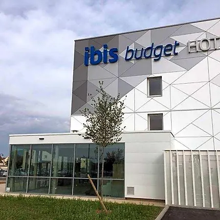 Ibis Budget Beauvais Aeroport 2* Tillé