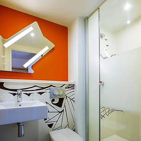 Ibis Budget Beauvais Aeroport Hotel