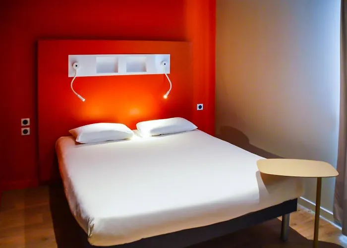 Hotel Ibis Budget Beauvais Aeroport