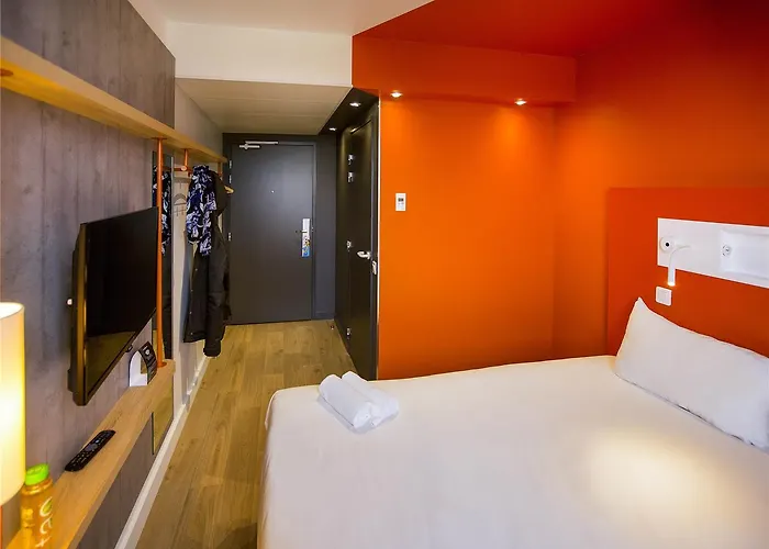 Ibis Budget Beauvais Aeroport Hotel